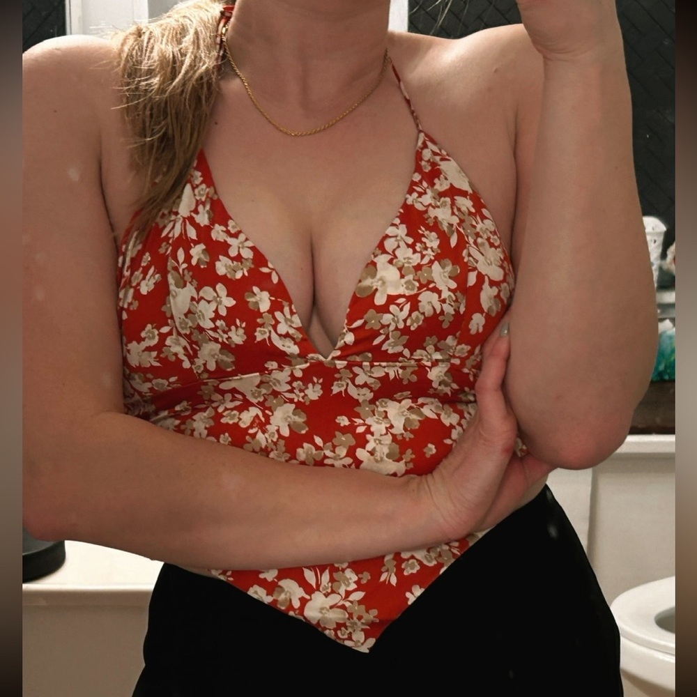 Tie-Back Halter Top - Picture 9 of 9